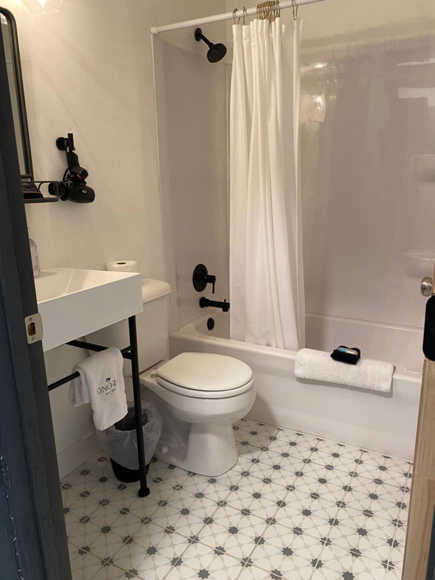 واوسو Onora Suites المظهر الخارجي الصورة